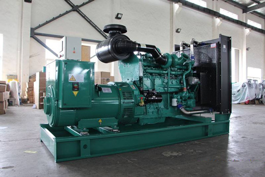 玄武320kw康明斯柴油发电车出租组图片 玄武320kw康明斯柴油发电车出租组图片